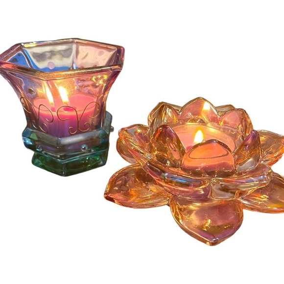 Partylite Mardi Gras tea light holder, and a pretty lotus flower tea light, EUC - Picture 3 of 9